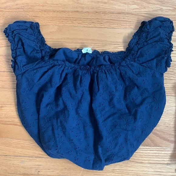 Bundle 2 Garage Crop Tops - Picture 6 of 8